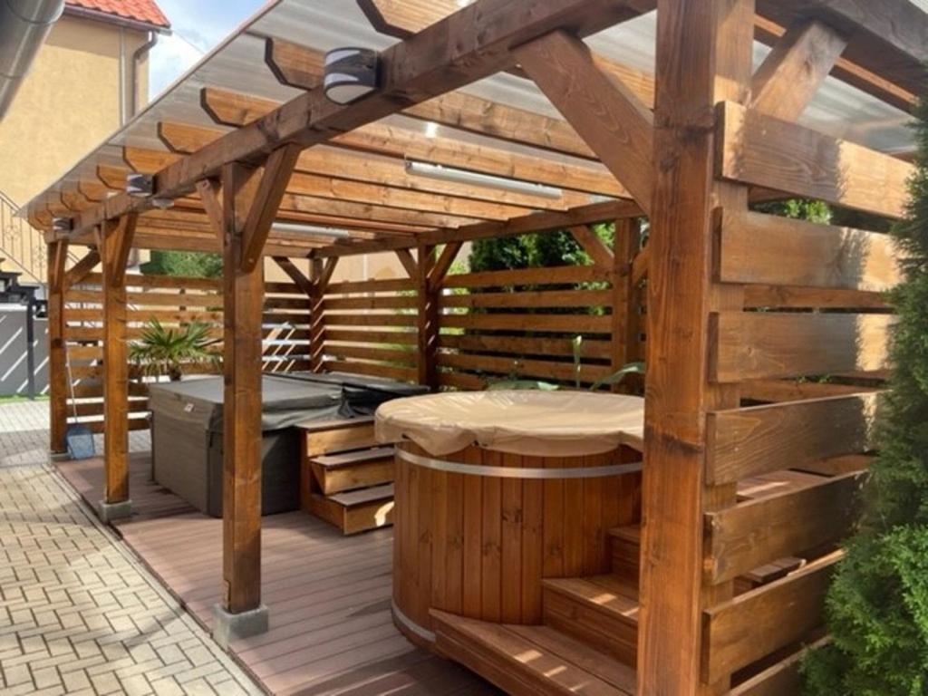 Oeskarszt Apartman Urkut Bagian luar foto