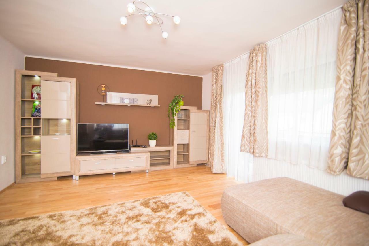 Oeskarszt Apartman Urkut Bagian luar foto